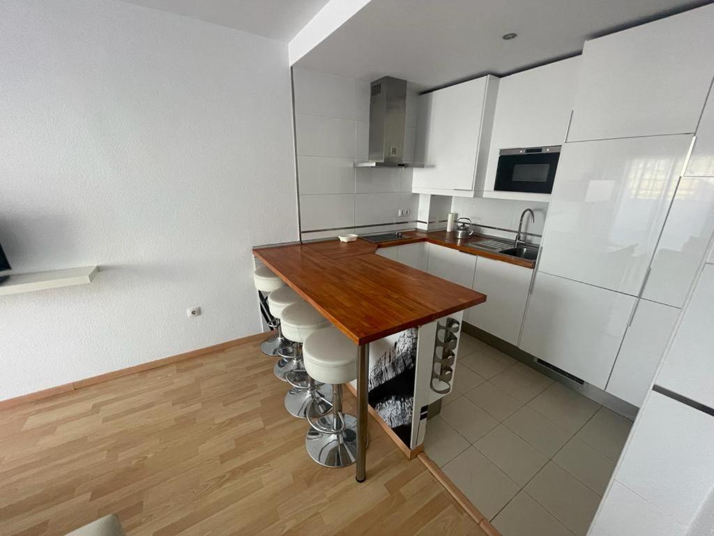 Apartamento Turistico Cristobal Colon Huelva Exterior photo